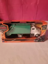 NewRay Long Hauler Trucker Peterbilt Garbage Truck Green White 1/43 Diecast