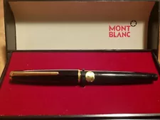 Montblanc Fountain Pen in Box -238