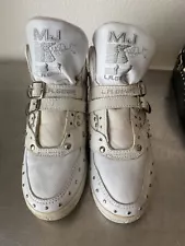 La Gear White Michael Jackson Shoe