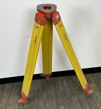 Leica GST120-9 Wooden Surveyors Tripod Surveying Equipment Construction Yellow