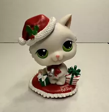 Littlest Pet Shop Christmas White Cat Bobble Head Pre Owned. 4 inches tall