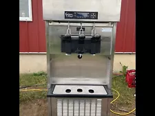 Electro Freeze Soft Serve Machine For Sale SLX400e  Very Nice Unit