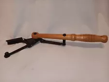 vintage skeet thrower Made In Taiwan Not Tested