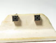 1OK SOLID GOLD STUD EARRINGS W / BLACK NATURAL DIAMONDS FOR PIERCED EARS