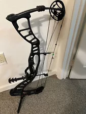 Hoyt Powermax Compound Bow - Fuse Edition - includes case