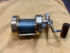 Shimano Calcutta 700S Gold Aluminum Body Baitcasting Fishing Reel Japan