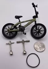 2000 Tech Deck Mosh DJ3 Green Diecast BMX Finger Trick Bicycle Loose 1:18 Scale!