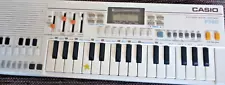 VINTAGE CASIO PT 30 ELECTRONIC PIANO KEYBOARD INSTRUMENT *WORKS *SEE VIDEO