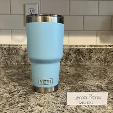 Yeti Rambler 30oz Tumbler Cup with Magslider Lid Sky Blue