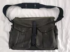 RARE - Filson Magnum Harvey Messenger Bag - Camera