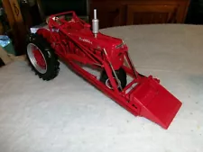 JI Case IH Farm Toy Farmall Precision Series McCormick Deering Model MD Loader