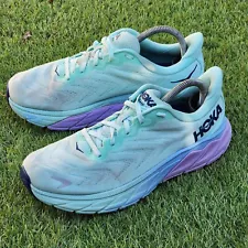 HOKA ARAHI 6 - Womens Athletic Shoes - SIZE 9.5B