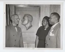 AFRICAN AMERICAN ARTIST SELMA BURKE ROOSEVELT PHOTO SCULPTURE PRESIDENT TRUMAN