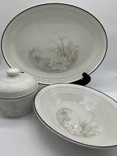 Royal Doulton Fresh Flowers Hampstead Waterlily Serving Pieces