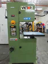 Victor Vertical Bandsaw, Metal cutting, 16" Capacity