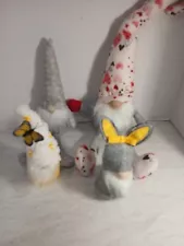 4 Crafted Gnomes for Your Decor.