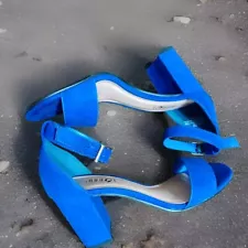 Rouge Women's Royal Blue Heels Size 7M Style 5823