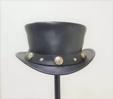 LEATHER TOP HAT WITH DECORATIVE ACCENTS - Black