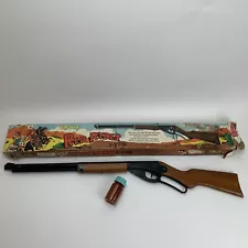 Daisy Red Ryder Model 1938B BB Gun with Metal BB - READ