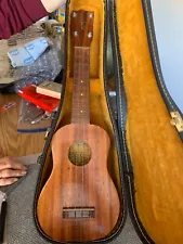 Rare Vintage Gold Label Kamaka Ukulele Koa Wood Perfect Condition