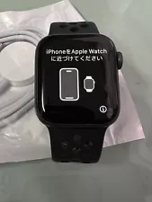 Apple Watch Series 4 Nike 40mm Aluminum Case GPS Smartwatch