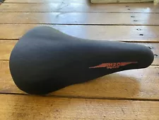 Vintage Avocet M20 GelFlex Seat Gel Saddle MTB Mountain Italy Klein Near Mint