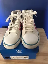 (WORN ONCE) SIZE 9 - Adidas Samoa W G31014 White/bright Pink/blue