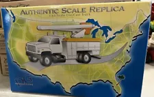 DG Productions International Utilities Boom Truck Cinergy 1/64 NIB