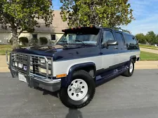 1991 Chevrolet Suburban V2500