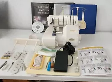 BabyLock Evolve BLE8W 8 THREAD Jet-Air WAVE SERGER with Extras & Foot Pedal