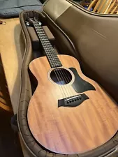 Taylor GS Mini Mahogany Acoustic Guitar