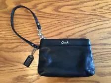 SALE~COACH BLACK PERFORATED SIGNATURE C LEATHER WRISTLET PURSE~EUC~QUICK SHIP