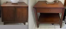 Stylish Pair of Mid Century Broyhill Nightstands - Vintage Bedside Tables