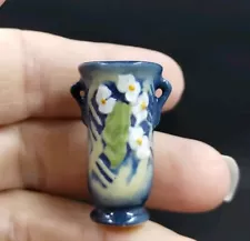 Dollhouse Miniature Roseville Pottery Clemana Vase by Vince Stapleton 1:12 Scale