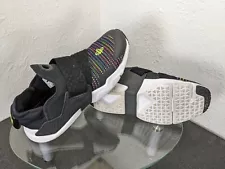 Nike Huarache Extreme SE "Rainbow" Boys 7Y