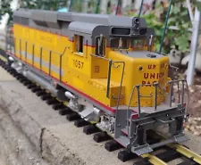 G Scale USA Trains R22452 1:29 EMD GP30 Union Pacific #835 Custom HLCX #1057