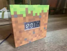 Paladone Minecraft Grass Block Digital Light-up & Game Music Bedroom Alarm Clock