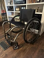 TiLite TR Rigid Ultralight Titanium Wheelchair 15”d X 17”w used good condition