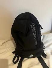 Supreme x The North Face Trekking Convertible Backpack/Waist