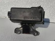 1997 1998 1999 2000 2001 Toyota Camry Under Hood Relay Fuse Box OEM