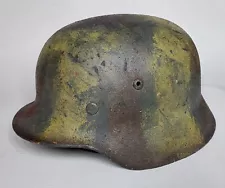 WW II WW2 German Helmet M35 size 68 camouflage