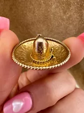 Adorable Vintage 14 Karat Yellow Gold Mexican Sombrero Gold Charm