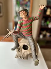 RARE Sideshow Collectibles Freddy Krueger Statue Nightmare on Elm Street