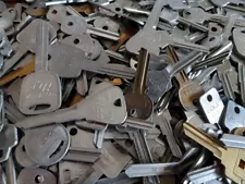 3 lbs. of Mixed Uncut Key Blanks Door, Padlock, Car, Locksmith, Art, Craft, Etc.