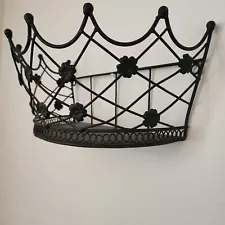 Wall basket Queen Crown Design-wrought iron, Brand new. Never been used