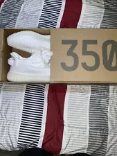 Size 10 - adidas Yeezy Boost 350 V2 Low Cream White / Triple White