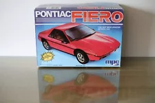 Pontiac Fiero 1:25 MPC 1-0883 Vintage Unbuilt Model Car Kit