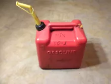 VINTAGE Plastic P500 5 Gallon Gas Can Container VENT CAP STRAP BROKE - GOUGE