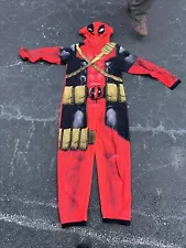 adult deadpool costume Size Medium .Good Preowned Condition