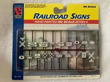 Life-Like Trains HO Scale Railroad Signs #1115